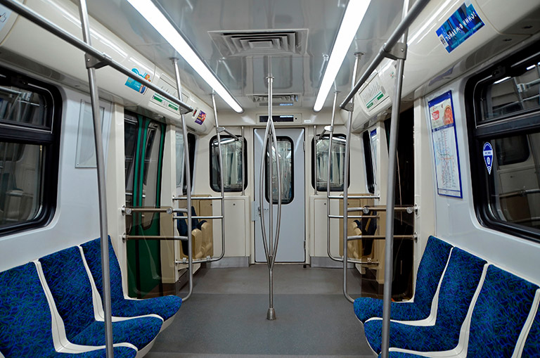 Стикеры в вагонах